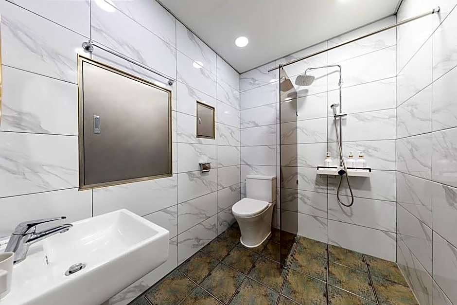 Gangneung Ara Spa Pension