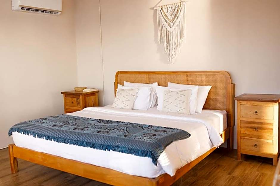 Beach front villa , All Mare 2