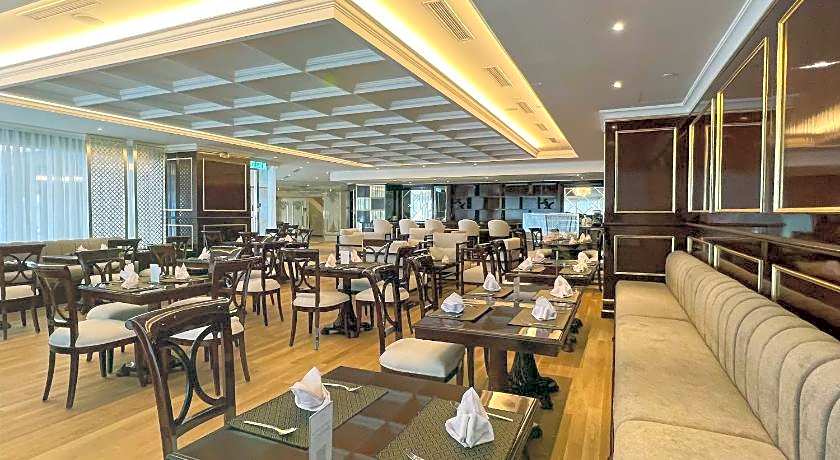 Puteri Wing - Riverside Majestic Hotel