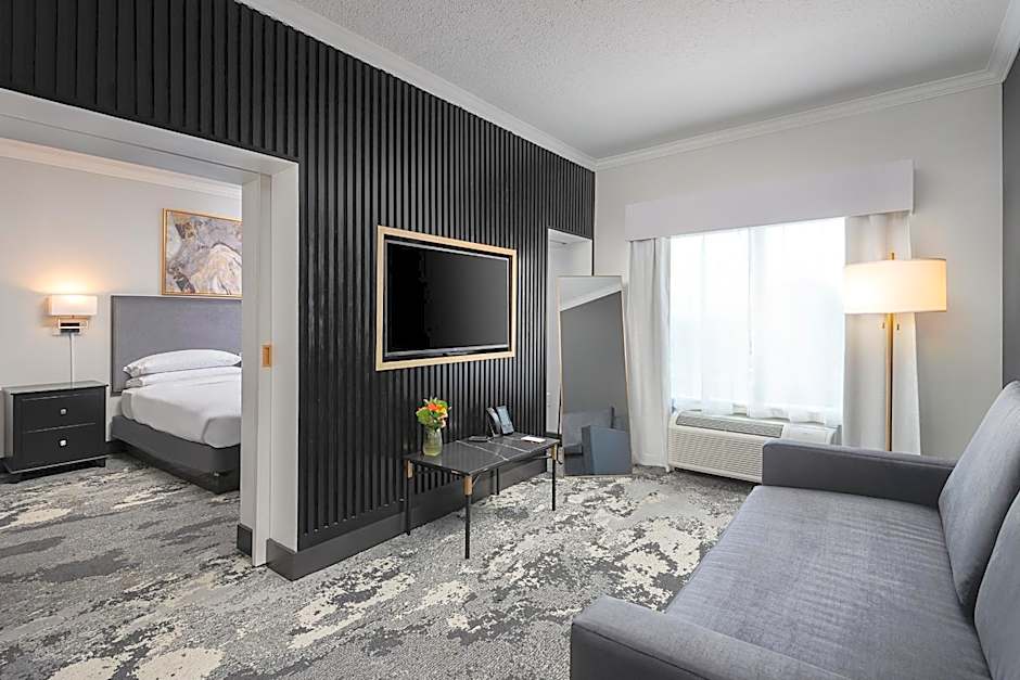 Champions Club and Hotel Houston Westchase