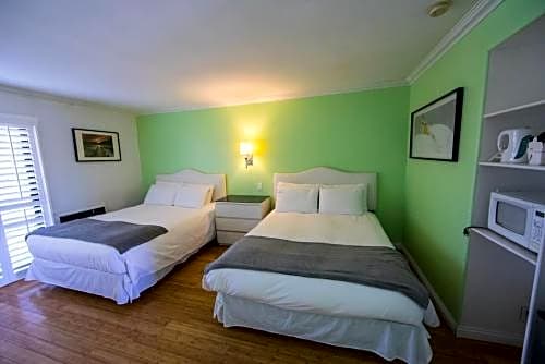 The Capri Hotel