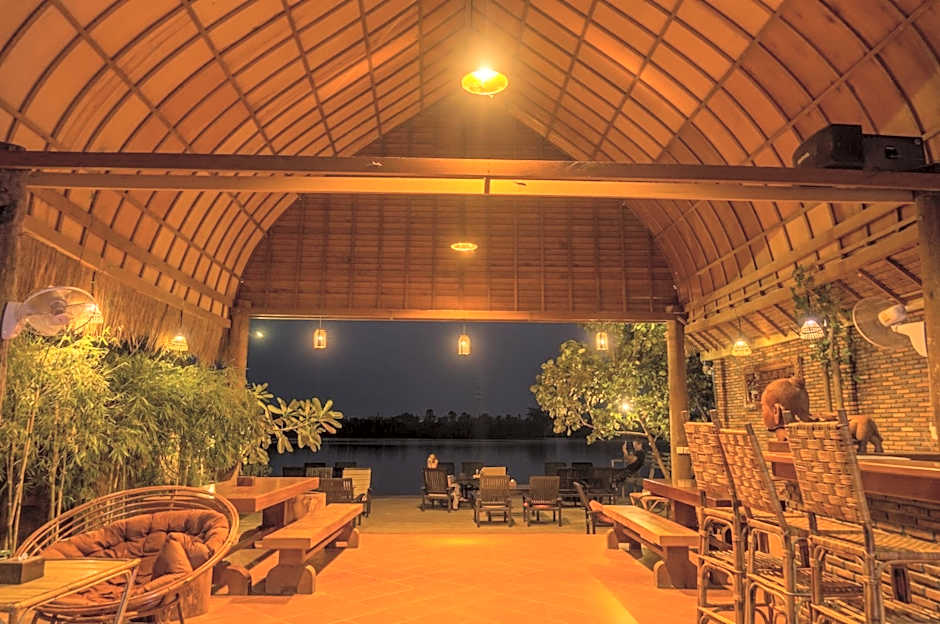 Bamboo Bungalow