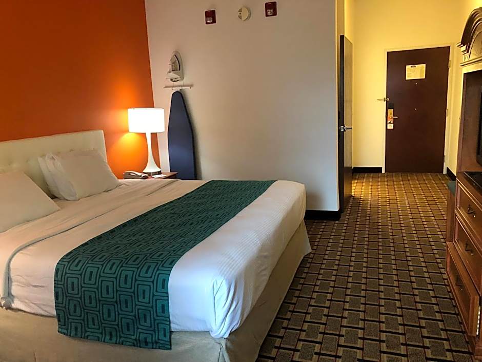 Howard Johnson by Wyndham Airport