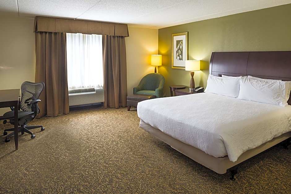 Hilton Garden Inn Hampton Coliseum Central