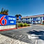 Motel 6-Stockton, CA - Charter Way West