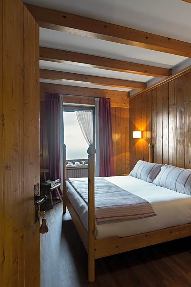 Albergo Ristorante Bucaneve