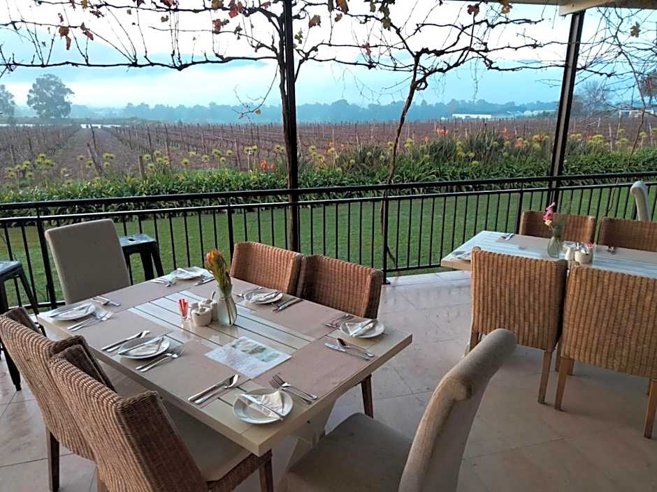 Cana Vineyard Guesthouse