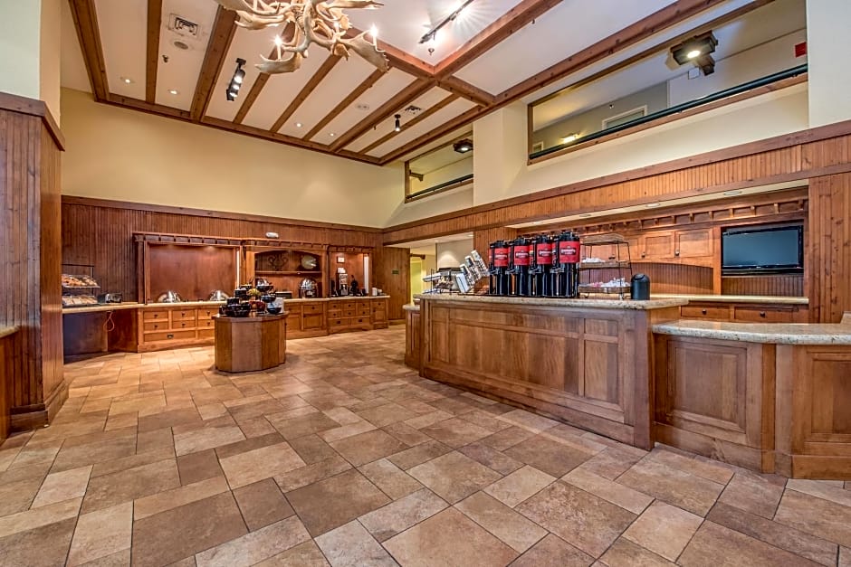 Cabot Lodge Jackson North
