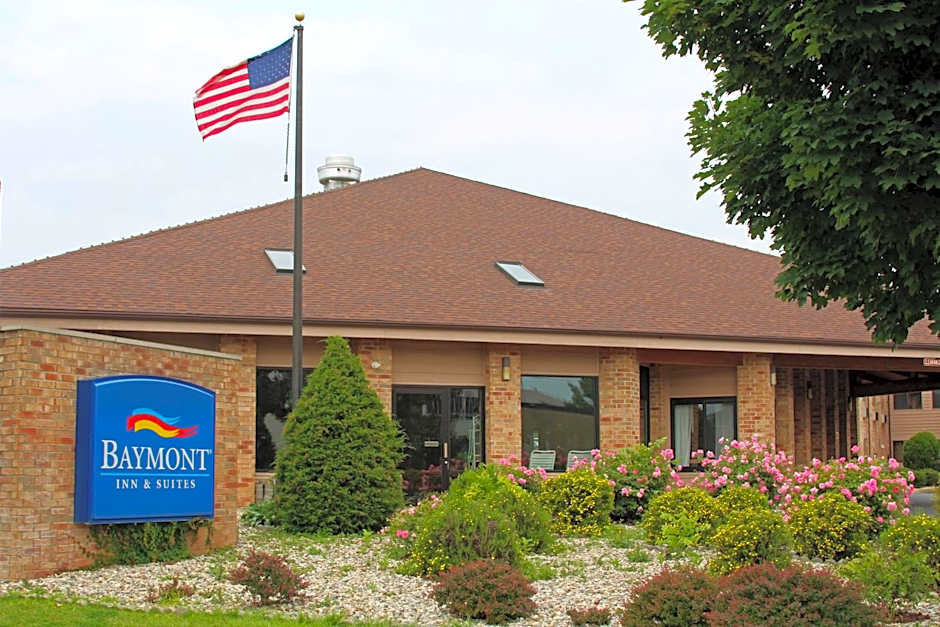 Baymont by Wyndham Battle Creek Downtown