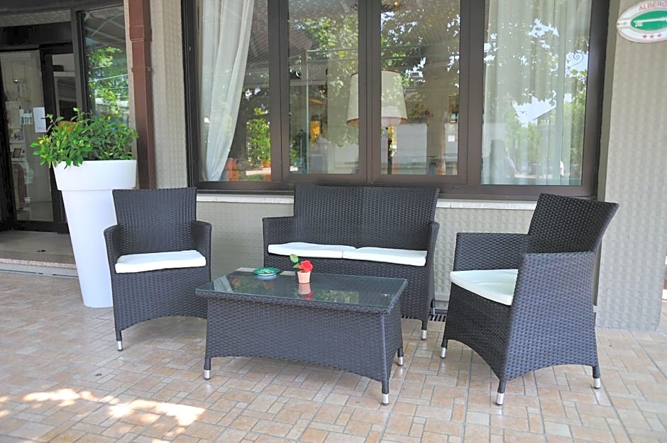 Hotel Salus