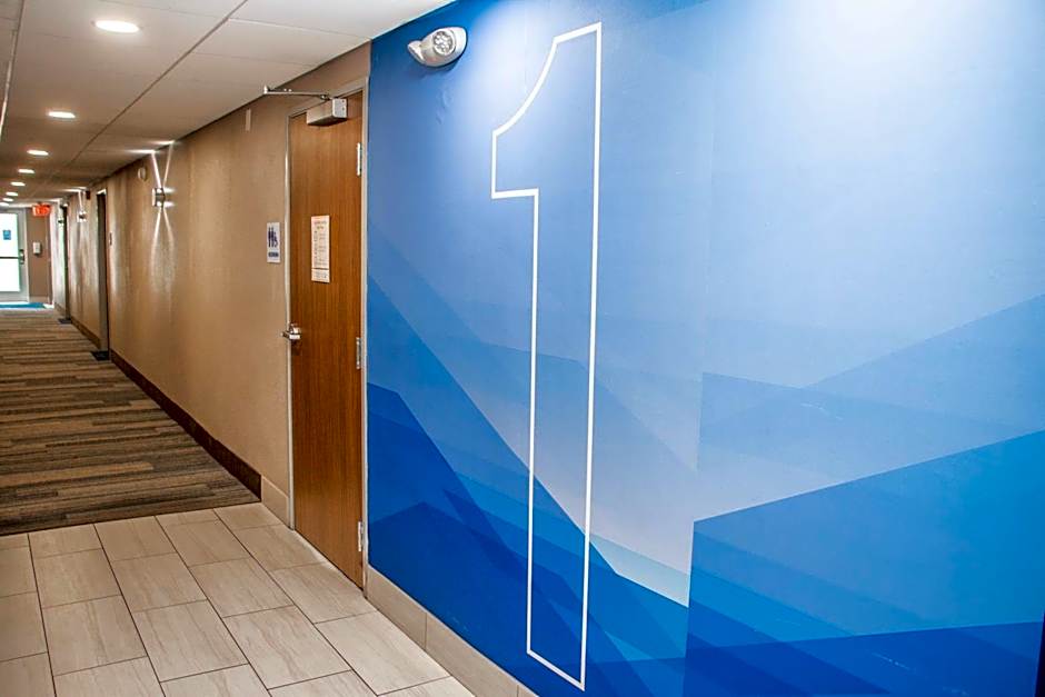 Holiday Inn Express Allentown North By IHG