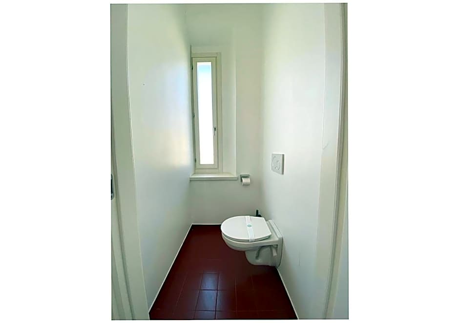 BRIBANO HOSTEL & bike sharing-workers and tourists hospitality