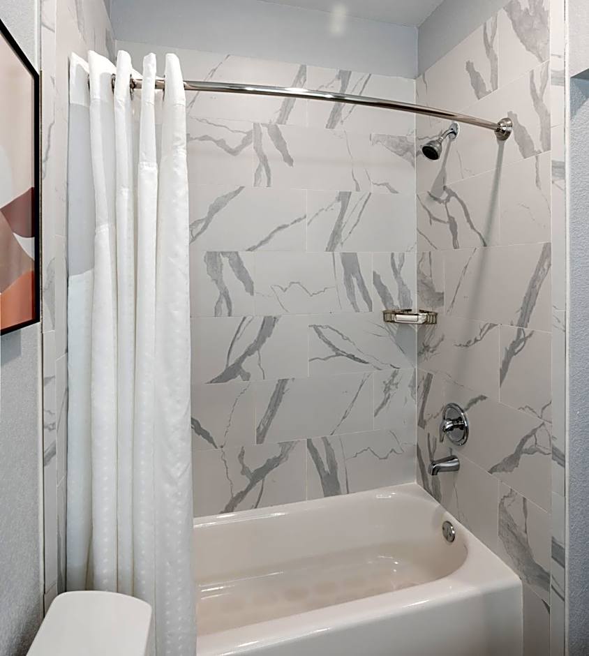 DoubleTree by Hilton Houston Westchase