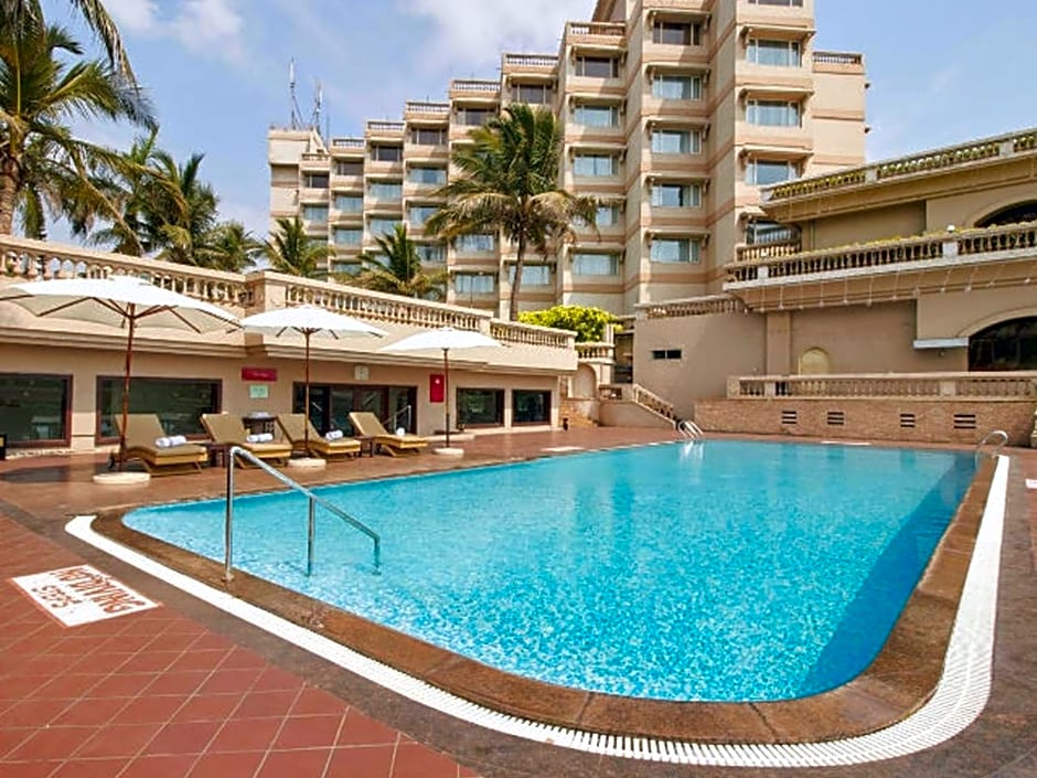 The Gateway Hotel Beach Road