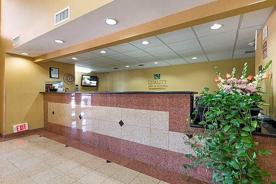 Quality Inn & Suites