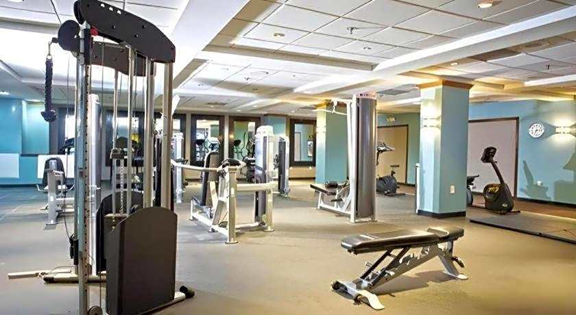 Clarion Hotel & Suites Conference Center Memphis Airport