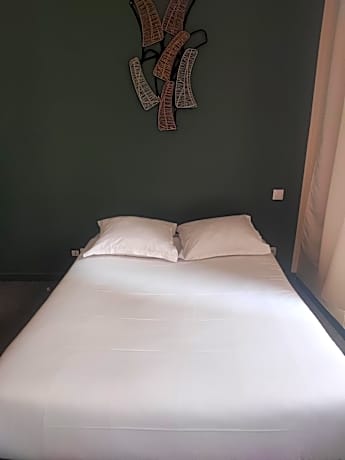 Single Standard Room