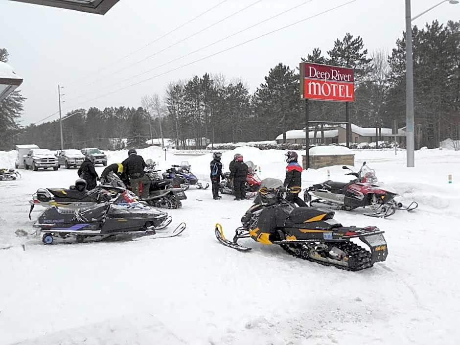 Deep River Motel