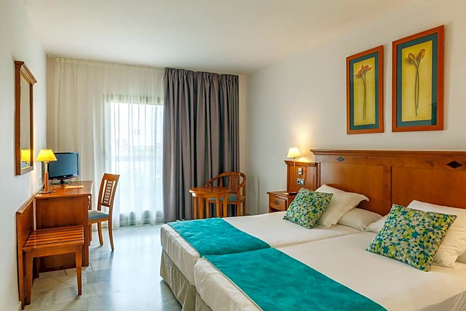 BQ Andalucia Beach Hotel