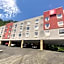Red Roof Inn Pittsburgh - McKnight Rd