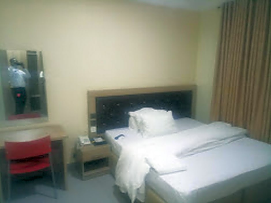 Esporta Hotel Annex-Akure (RKY Hotel)