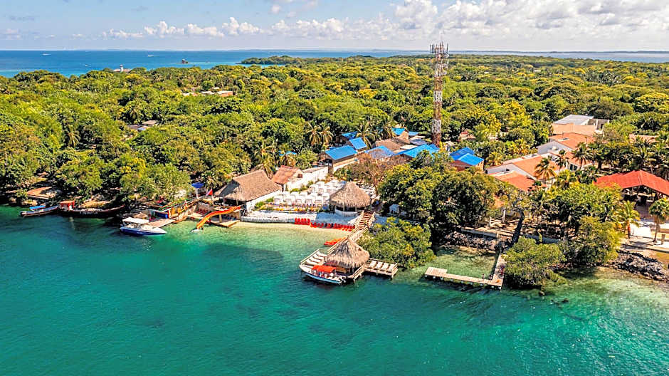 Photo 1 of 50 of HOTEL ISLA LIZAMAR