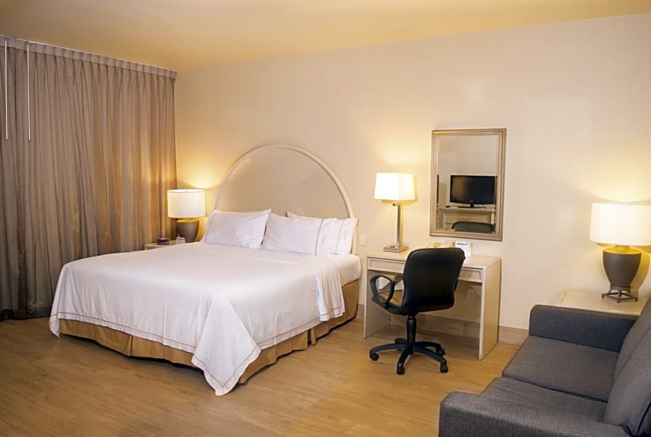 Holiday Inn Express Monterrey Galerias-San Jeronimo By IHG