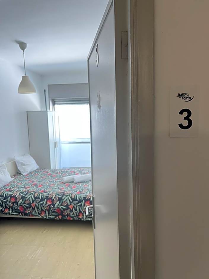 Smile4Porto Guest House