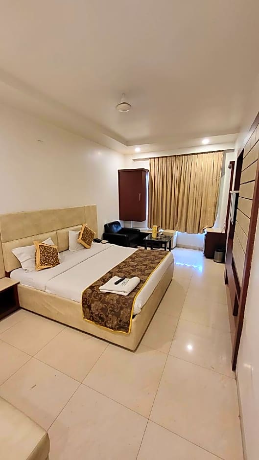 Hotel Shree Palace, Bhopal