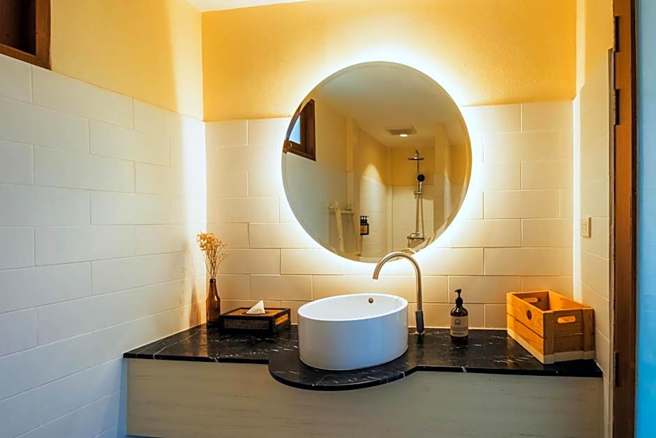 Sea Sun Bed & Beyond