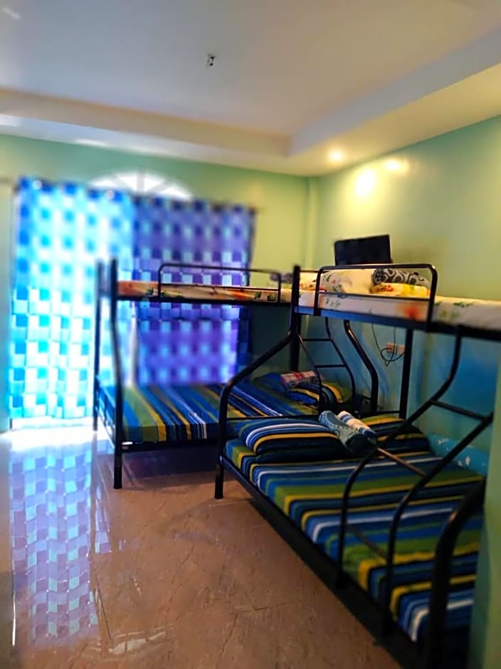 Azulea Lodging House Oslob