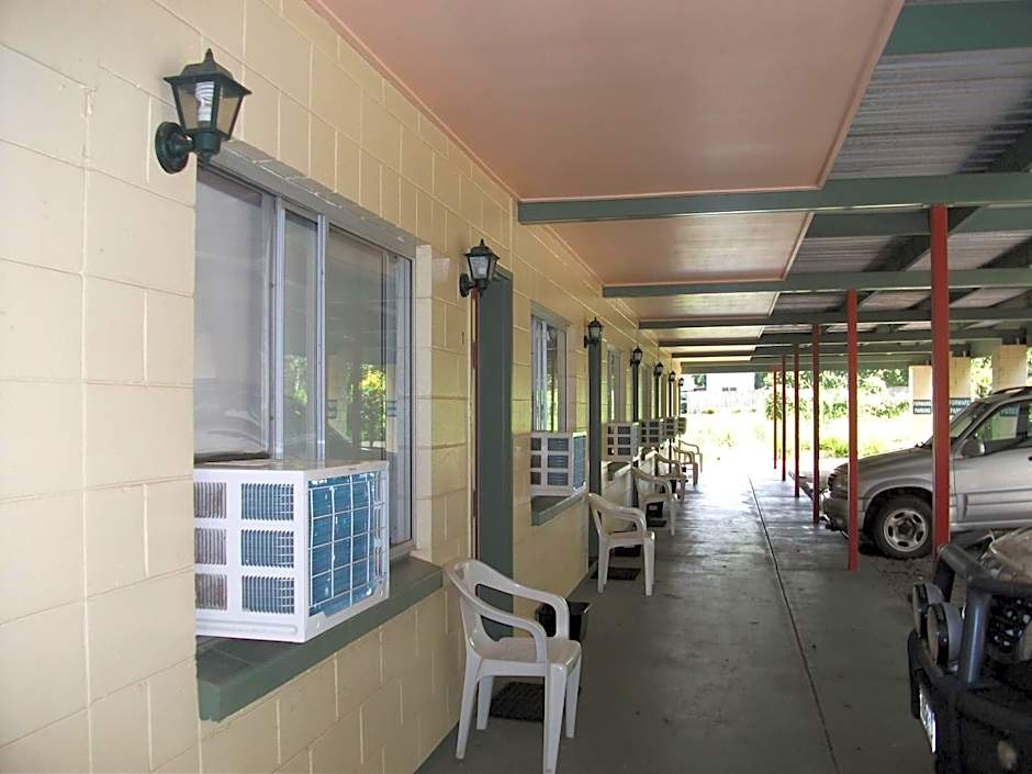 Beerwah Glasshouse Motel