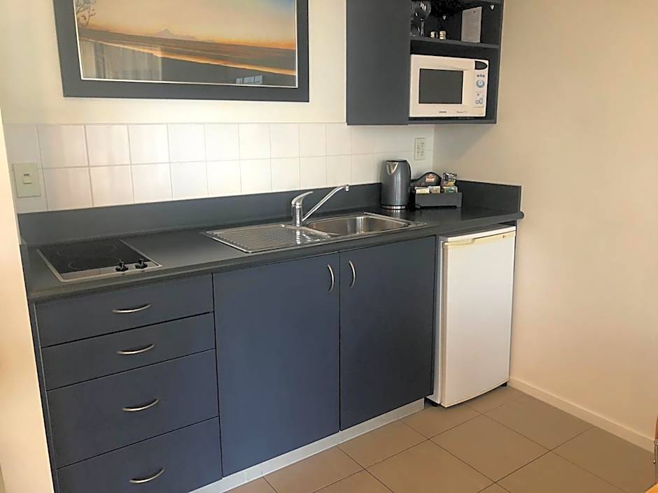 Claremonte Motor Lodge