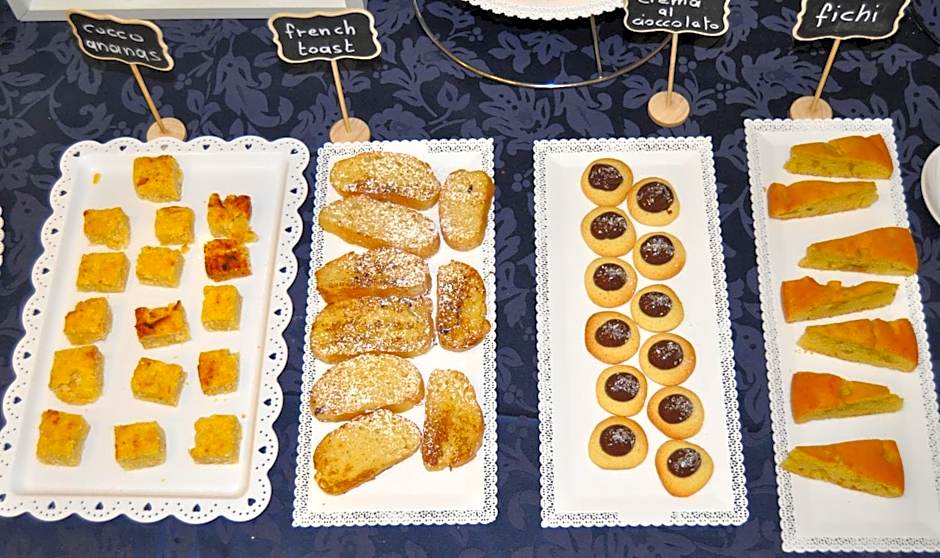 Hotel Susy - Bakery & Gluten Free Home Made - direttamente su viale Dante a due passi dal mare