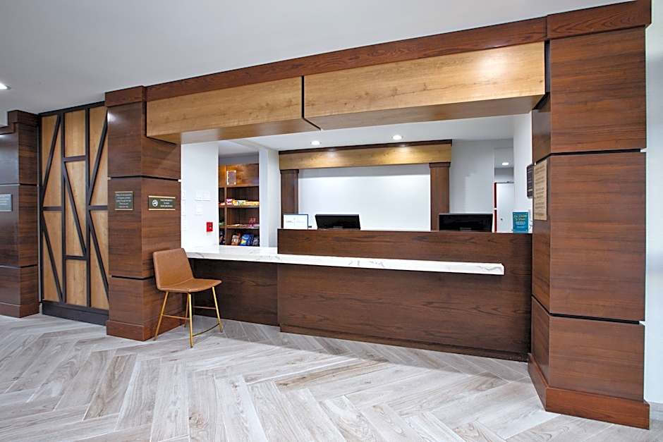 Staybridge Suites Ames By IHG