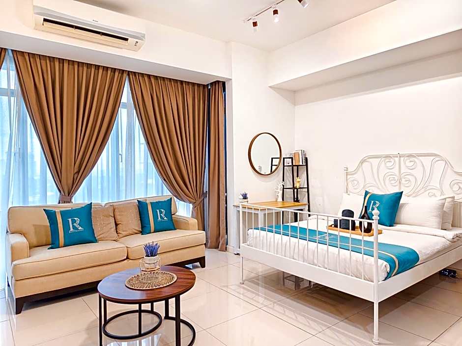 Grand Medini Suites by RR JBcity