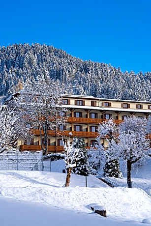Villars Lodge
