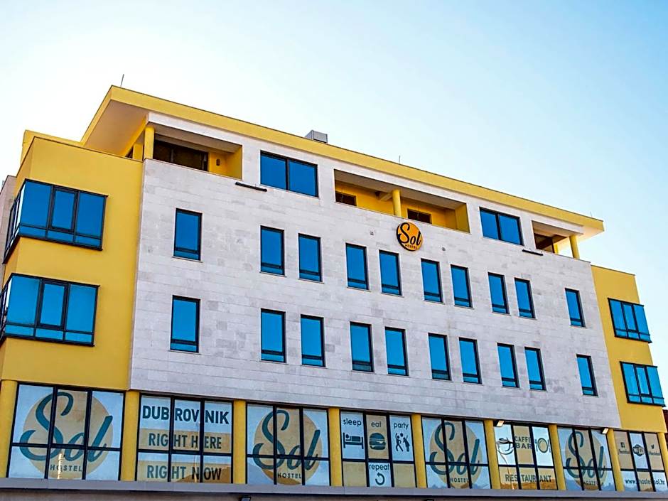 Hostel Sol