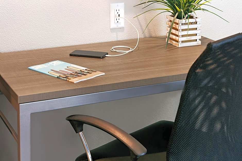 Torch Lite Inn at the Beach Boardwalk