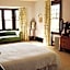 Petersons Armidale Winery and Guesthouse