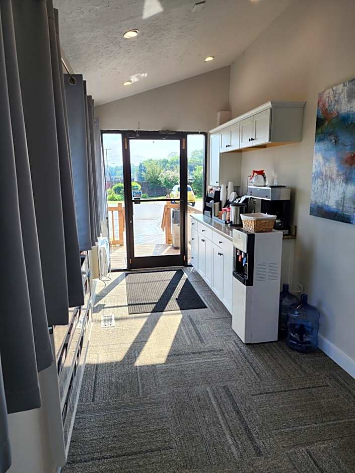 Drakes Creek Inn - formerly The Relax Inn