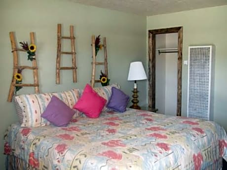 Siesta Motel