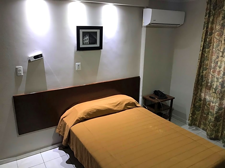 Hotel Oriente