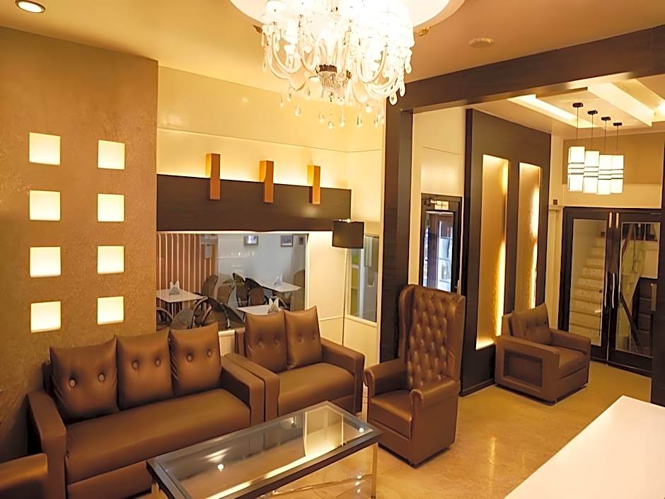 Hotel Cj International