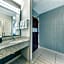Comfort Inn & Suites Bethlehem Lehigh Valley Airport