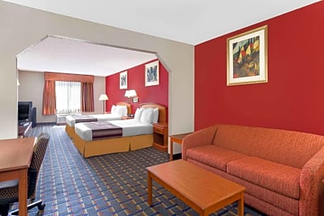 Studio Suite with Two Queen Beds - Non-Smoking