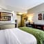 Comfort Suites At Woodbridge