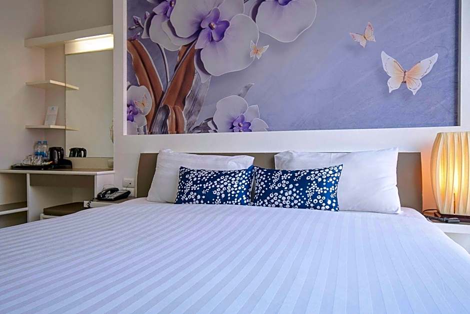 Sino Maison Hotel