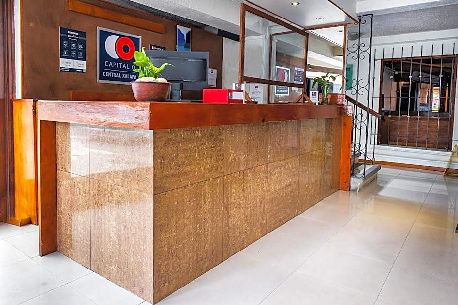 Capital O Hotel Central