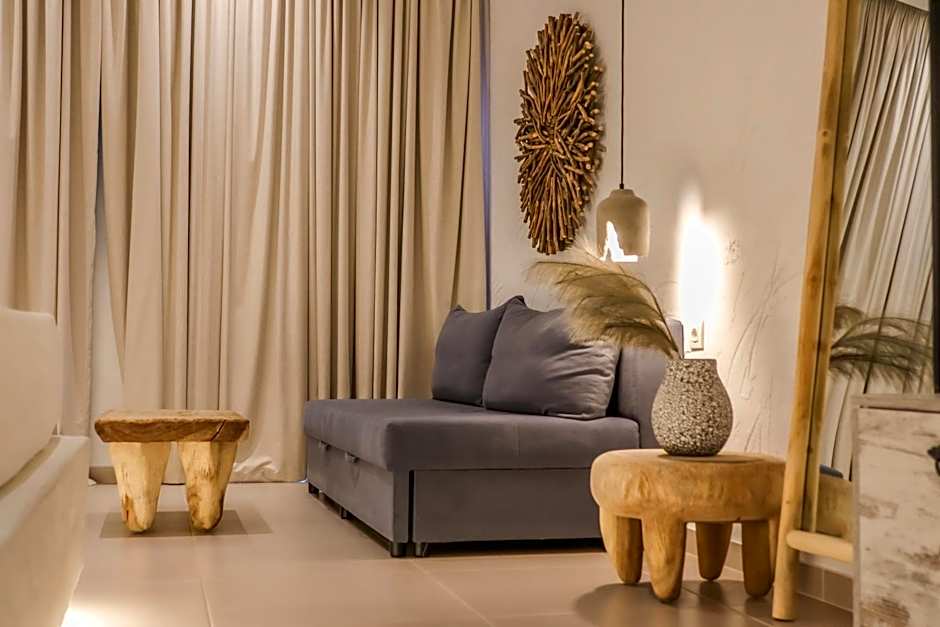 Delfini Beach Hotel & Suites